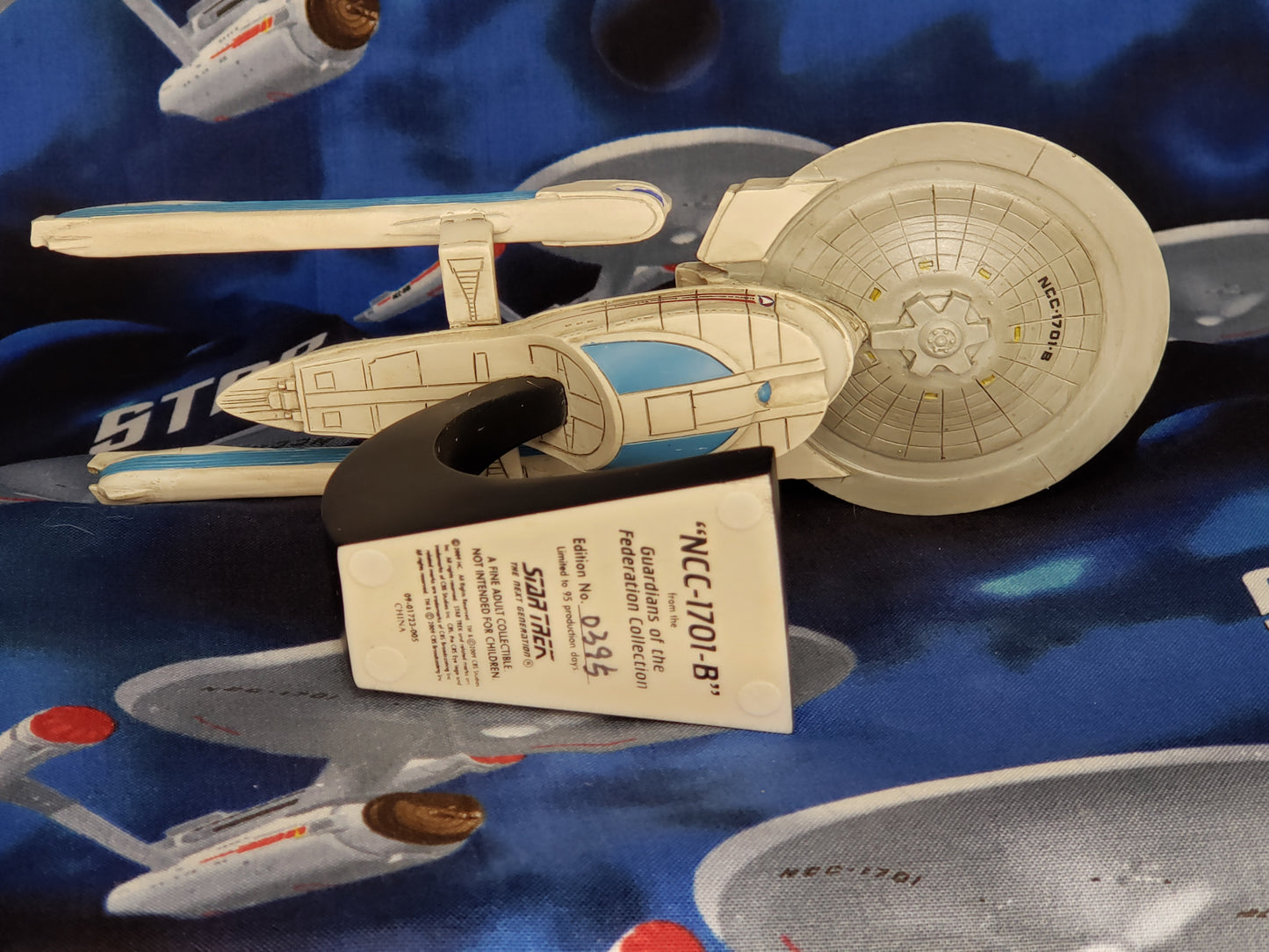 NCC-1701-b   Statue  Hamilton Collection