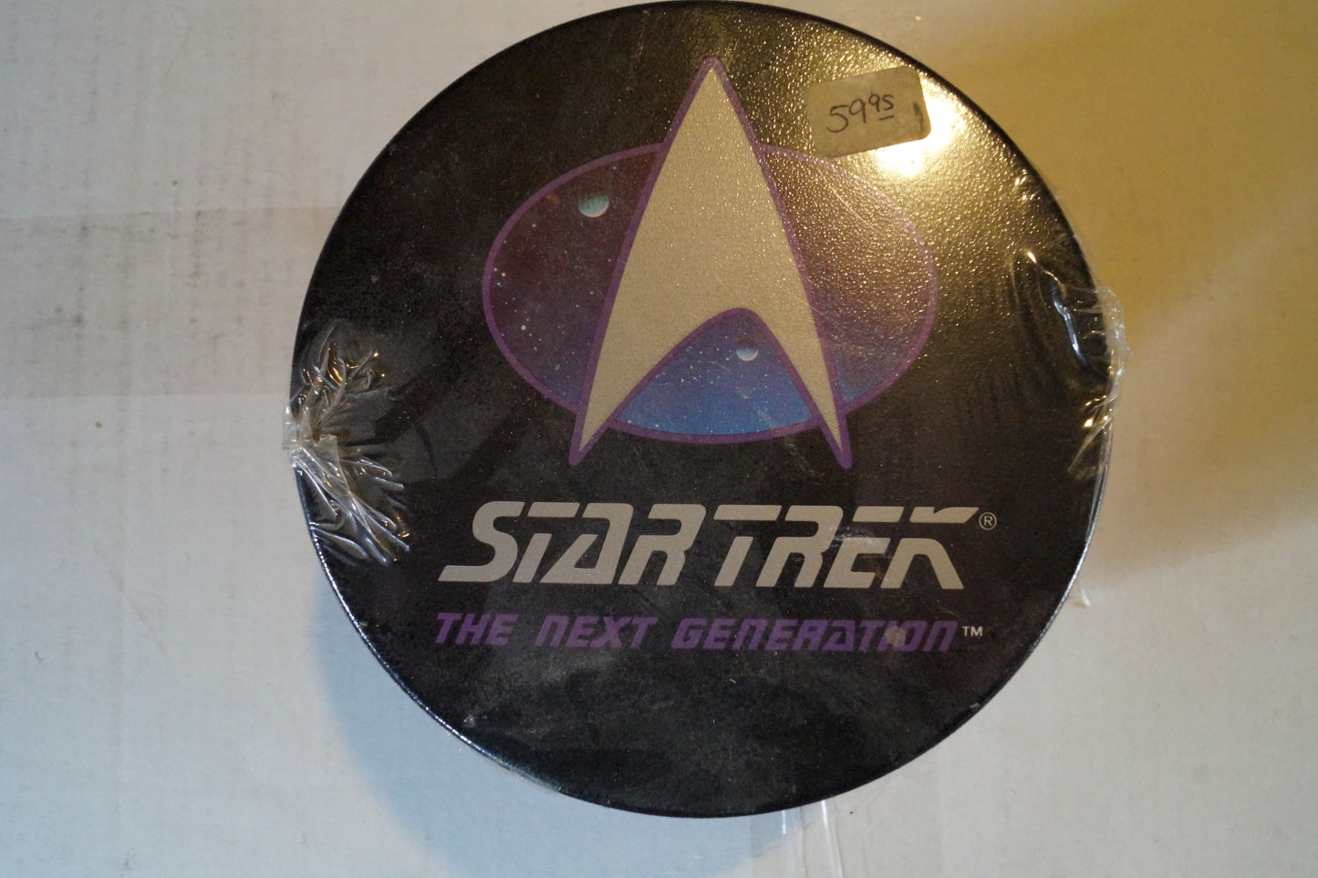 Star Trek The Next Generation Collector Card Tin inaugural set 1992